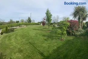 3-Bedroom Cottage With Plenty Space - Image 4