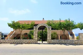 iliobasilema studios & apartments - Image 1