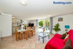 Maison charmante à Arles sur Tech avec vue sur la montagne - Image 3