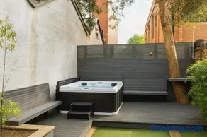 Manchesters Ultimate House - Hot tub - Sleeps 22! - Image 3