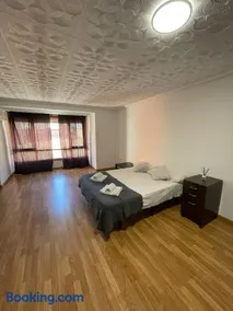 Gran apartamento con la playa a 2 kilómetros para familias - Image 5
