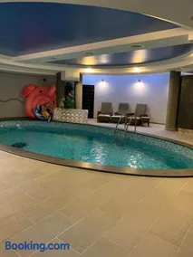 La Perla - Image 3