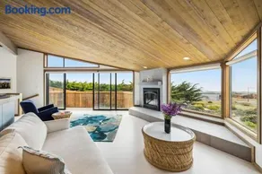 Mar Vista - Image 1