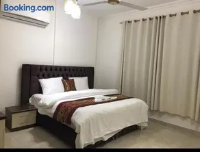Roza Hotel Apartments - Image 5