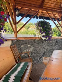 Casa Petrişor - Image 2