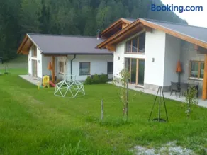 Zugspitzchalets - Image 1