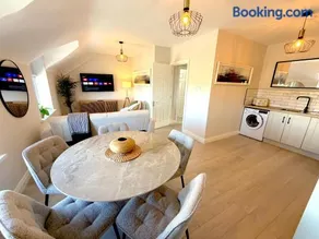 Penthouse Sea View Apartment in Bundoran - Image 1