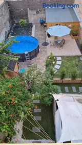 Lyon piscine et jacuzzi privatifs en extérieur - Image 2