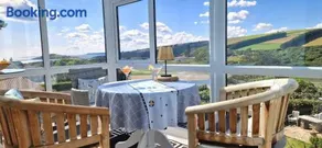 Petrichor, with panoramic views over The Bantham Estuary - Image 3