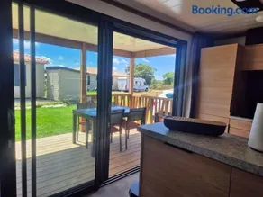 Chalet dans domaine privé - Image 1