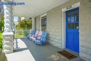 The Great Escape renovated in town charm - Image 2