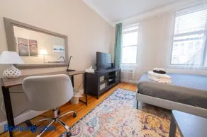 Bright Studio in Central NYC - Image 2