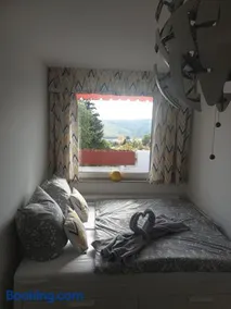 Apartment 33 - Image 5