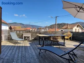 Appartement lumineux 3 chambres, terrasse, proche commerces et ski, avec WiFi - Image 2