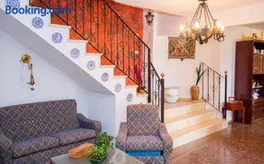 Villa con giardino, terrazza e griglia | Vista sulla piscina - Image 2