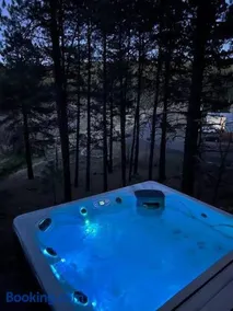 The A on Red Field, Hot Tub, Tesla Charger, A/C - Image 4