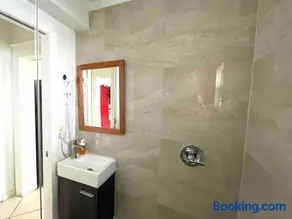 Private Room in the Heart of Calle Ocho - Image 2