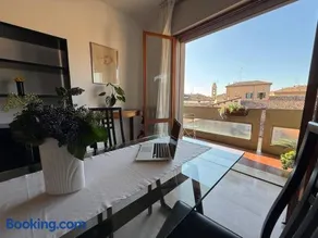 L' Atelier sui Tetti, balcone panoramico in centro - Image 5