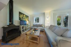 Townhouse Can Beia by Homevillas360 - Image 1