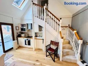 Little Woodside a beautiful New Forest self contained private luxury annexe - Image 3