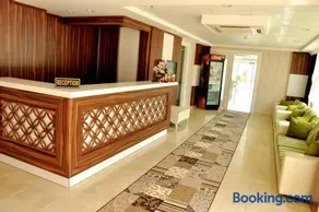 Volkii Hotel - Image 1