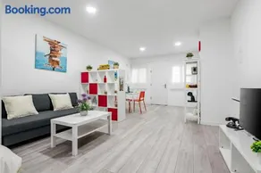 Studio 1 Soto Parking Renfe - Image 1