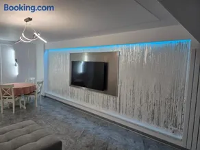 Sky luxury apartment - Image 1