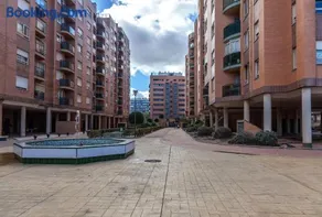 Valencia Flat Rental Swim and Paddle - Image 2