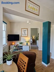West Street Views #2 - Town centre apartment with professional home office - Image 4