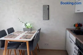 Cozy apartment near Lõunakeskus with home cinema - Image 4