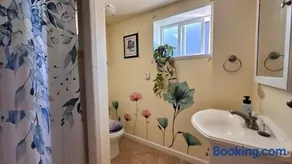 Private Room & Bath - Patio & Sunset Views - Image 3