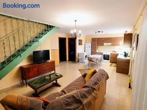 Marathon Coast Home - 2BR - Private Yard by ΜΡS - Image 3