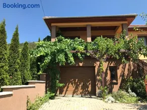 Panoráma Apartman Ház - Image 1