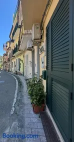 Taormina beach apartment - Image 3
