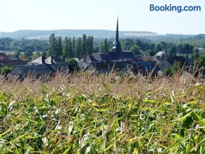 Gîte indépendant avec cour fermée à 1km du village - Image 3