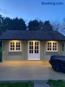 The Garden Room - Image 4