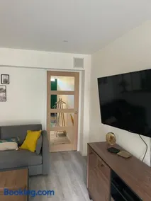 Appartement en rez de jardin tout équipé - Image 2