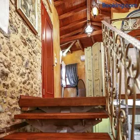 The House by the River Luxury Villa - Image 4