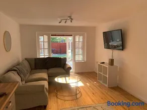 2 bedroom bungalow close to the sea - Image 3