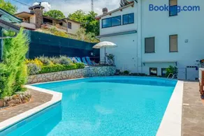 Guest House Fantaccini con Piscina - Image 4