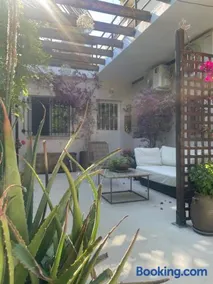 the garden house - Image 2