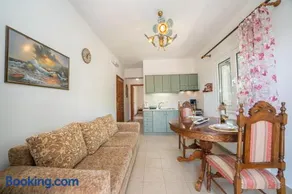 Eleonas Apartments - Image 1