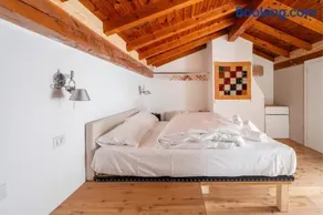 Casa Claudia, stylish & spacious - Image 2