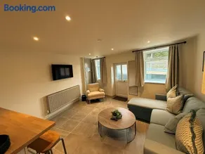 Cottages at The Vine Tree, Cottage 1 - Image 2