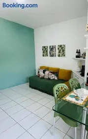 Gravatá Flat no condomínio Monte Castelo MELHOR LOCALIZAÇÃO , Wi-Fi, SKY e AR - Image 2