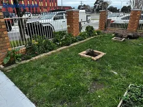 Cozy Garden Grove - Image 3
