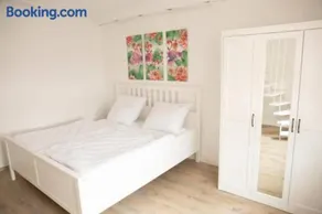 Brühl Mitte, neu renoviertes Haus - Image 2