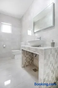 Bella Casa - Image 3