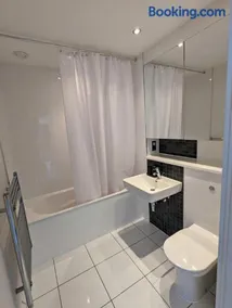 Elite Serenity Apartment - Image 3