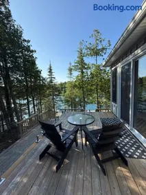 Dock 124 - Adults Only, Waterfront B&B - Image 1